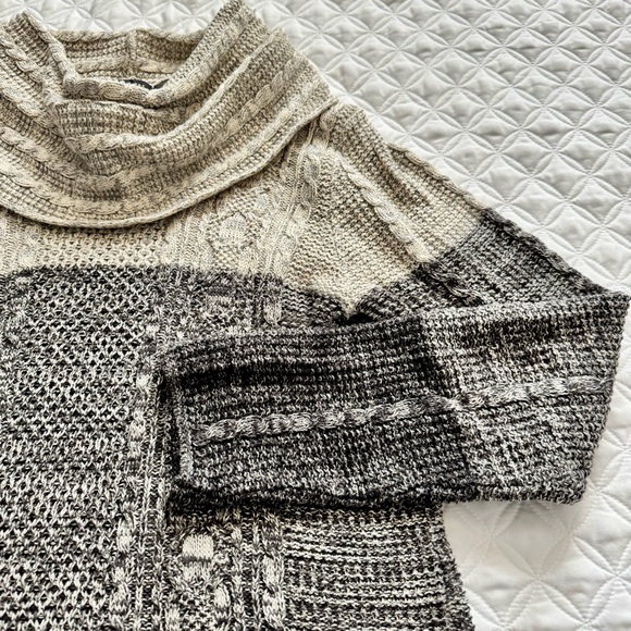 JEANNE PIERRE Beige Gray Black Stripe Cotton Cable Knit Cowl Tunic Sweater Sz M - Picture 3 of 13